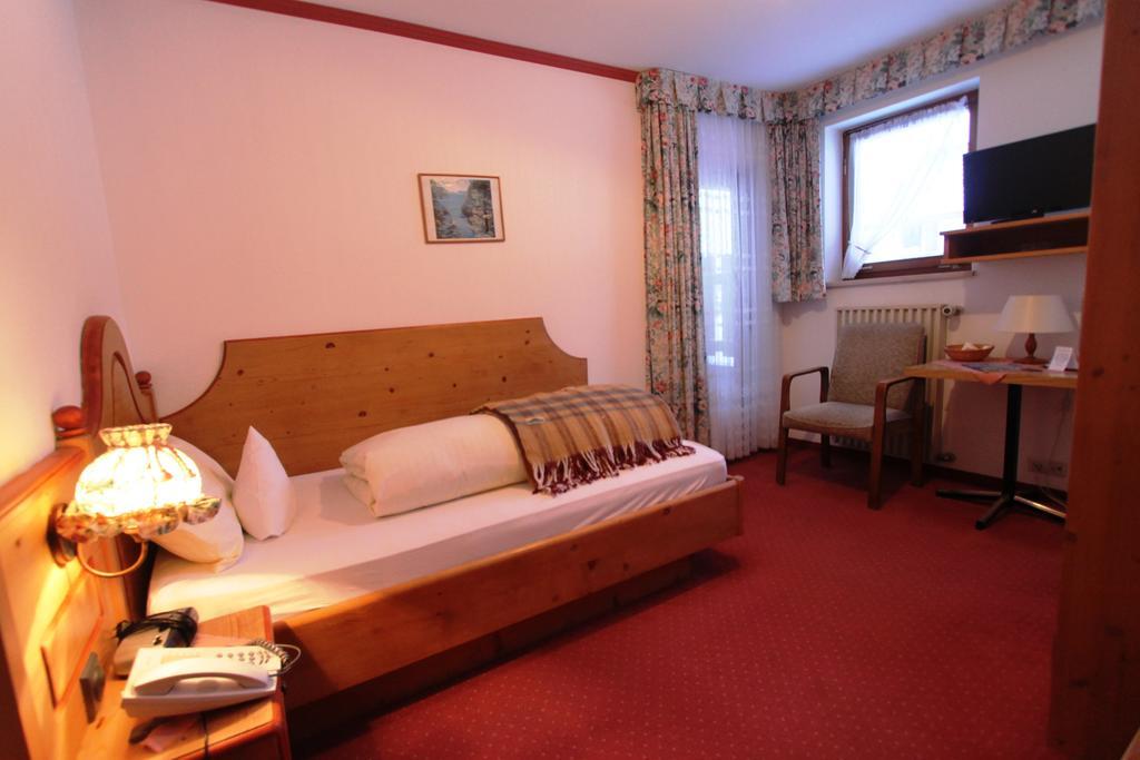 Reikartz Hotel Bergpanorama Pfronten Rum bild